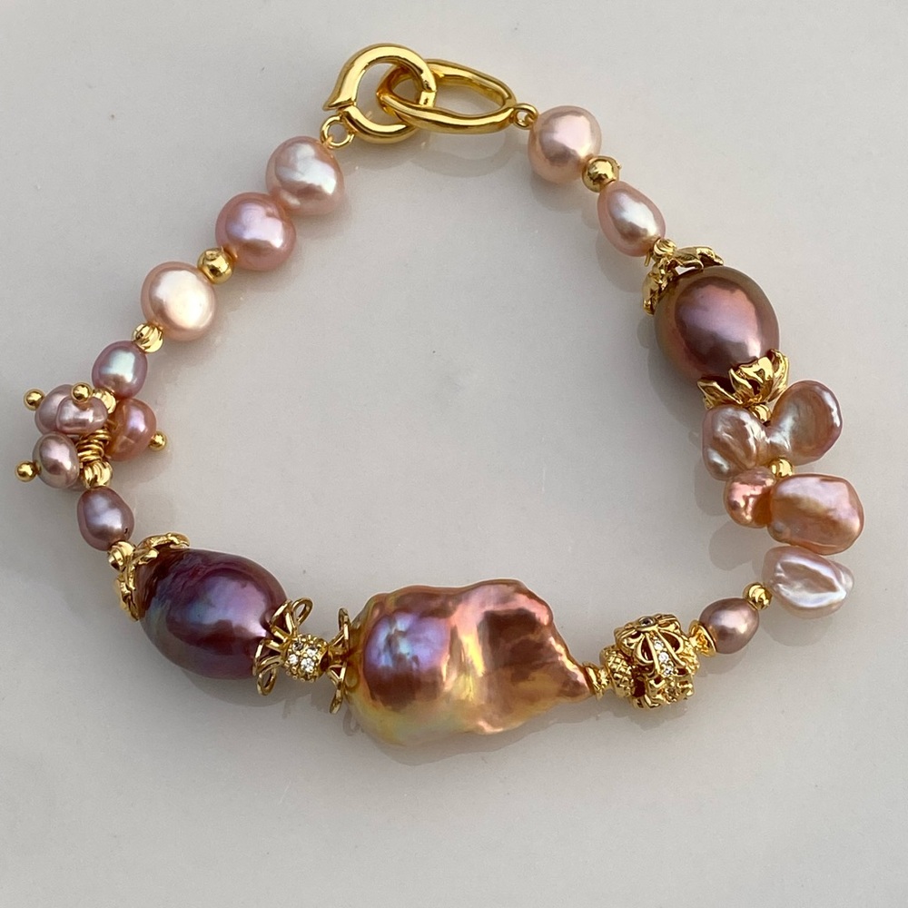 B24-Handmade High End Purple Flameball Pearl, Edison Pearl, Petal Pearl Bracelet